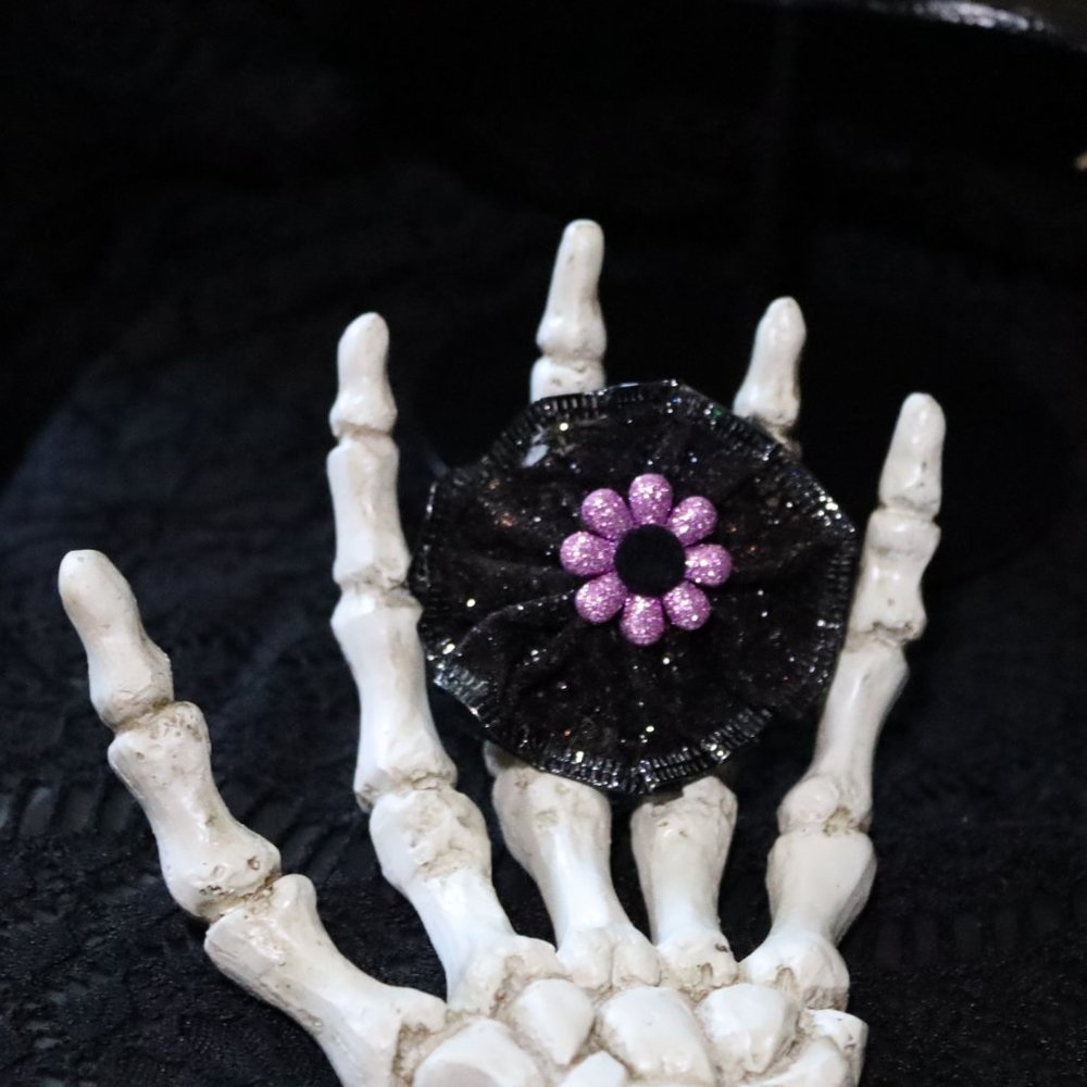 New! Halloween Black Pinwheel Pink Daisy Hair Clip - Hand Crafted